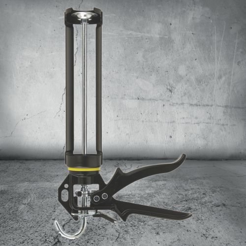 Black Caulking Silicone Gun